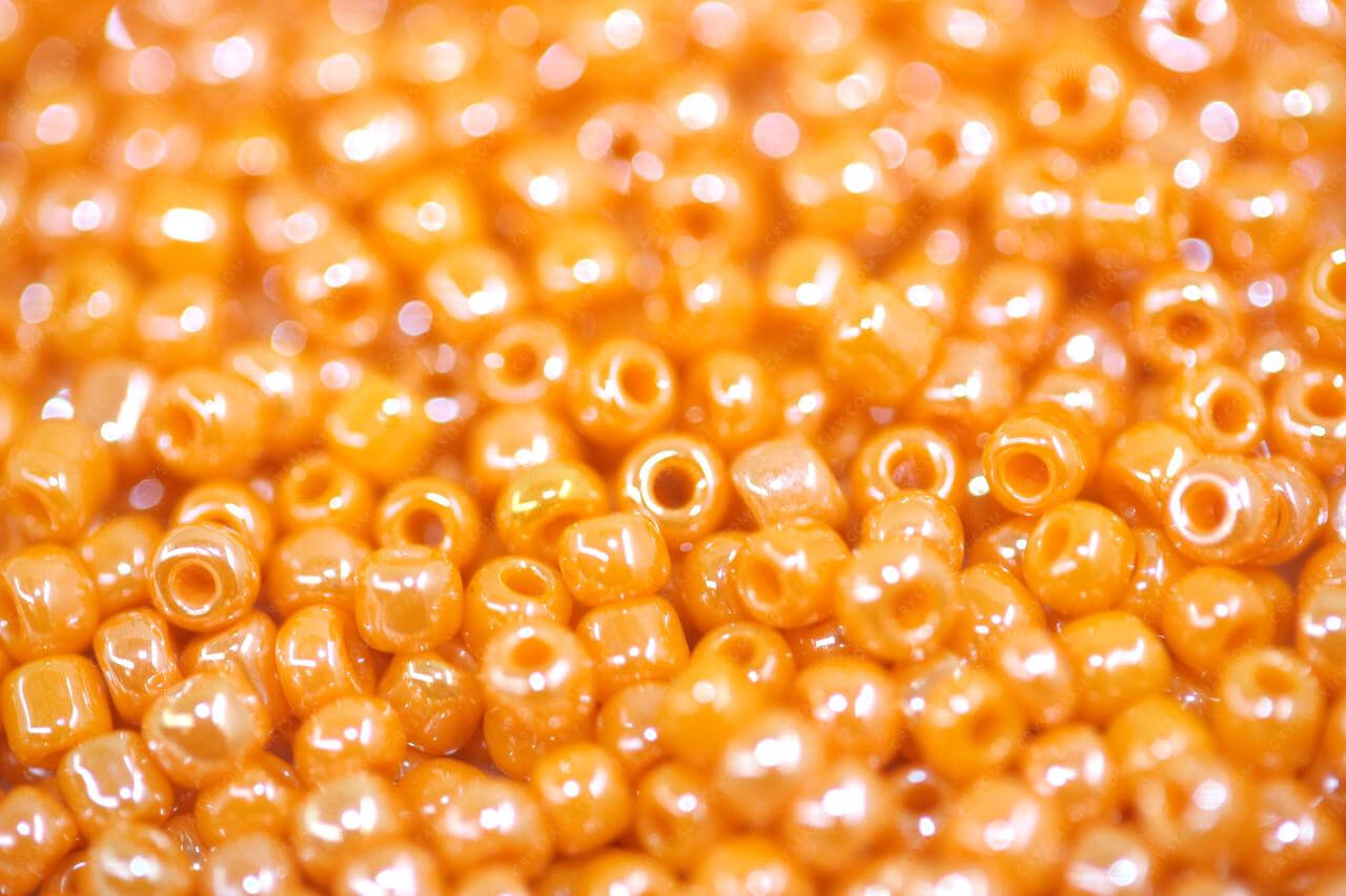 Бісер (намистина) Neon Orange 1.9mm